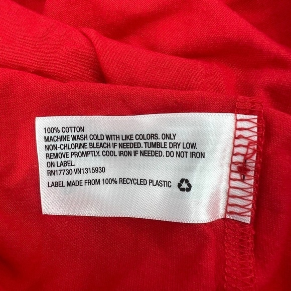 NWT Wild Fable Red Long Sleeve Cropped Boxy T-Shirt Size Small Women’s - Picture 7 of 8